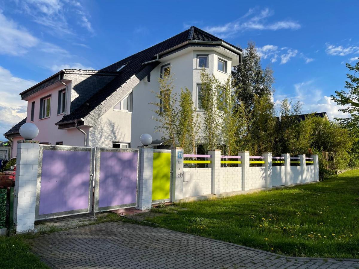 Villa Dada Ahrensfelde Exteriör bild