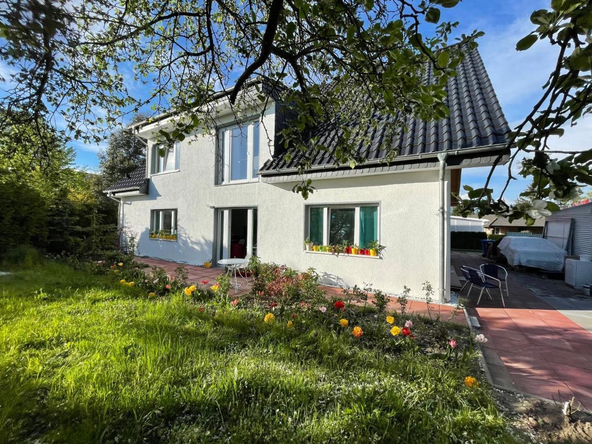 Villa Dada Ahrensfelde Exteriör bild
