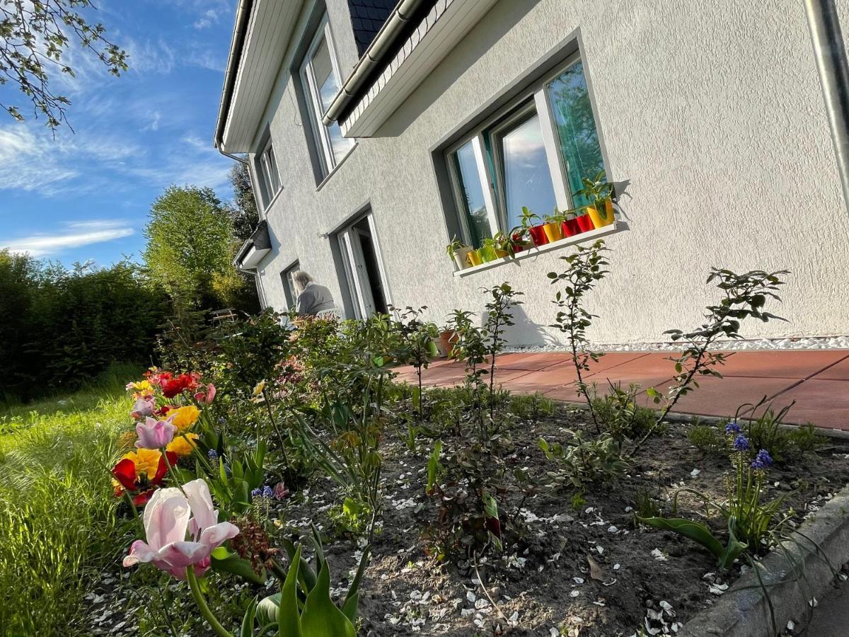 Villa Dada Ahrensfelde Exteriör bild