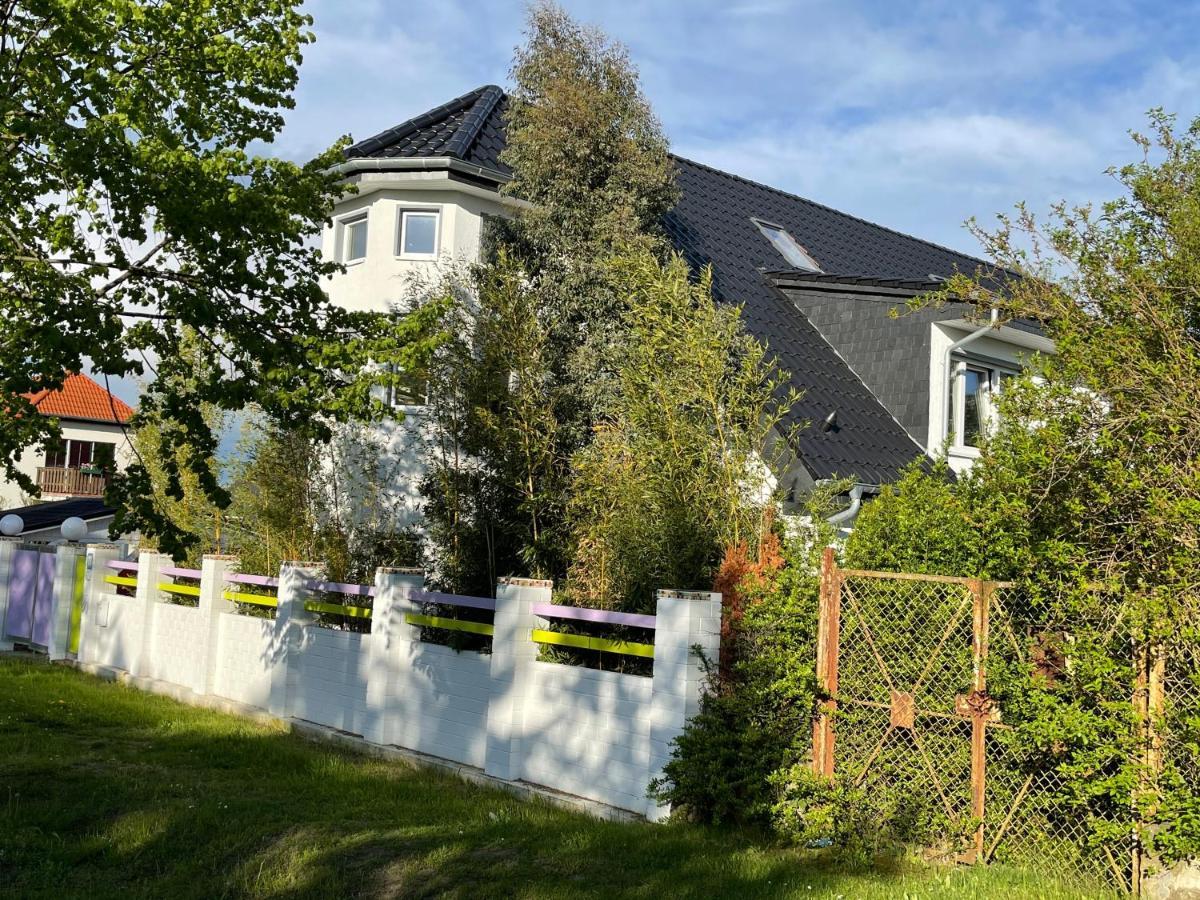 Villa Dada Ahrensfelde Exteriör bild